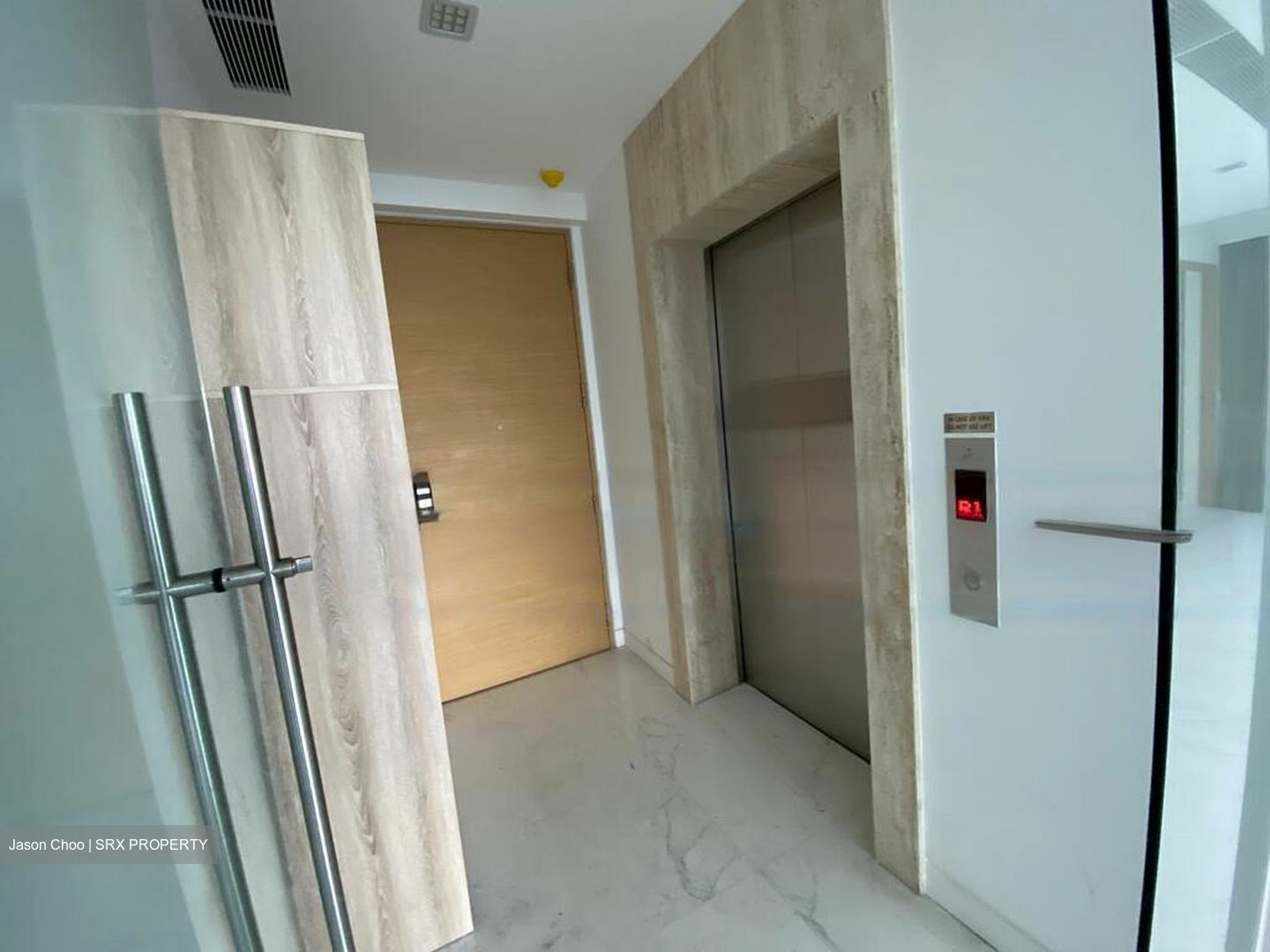 SilverSea (D15), Condominium #582445941